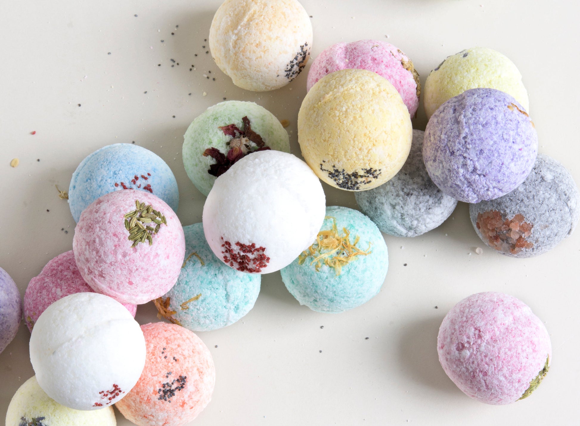 11 Bath Bombs Gift Box +  one Free Bomb to make 12 !! - Premium BATH BOMBS & SHOWER STEAMERS from Lizush soap - Just $72.93! Shop now at Heiroma